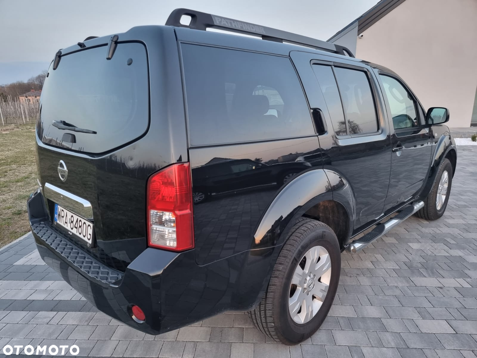 Nissan Pathfinder 2.5 D SE - 27