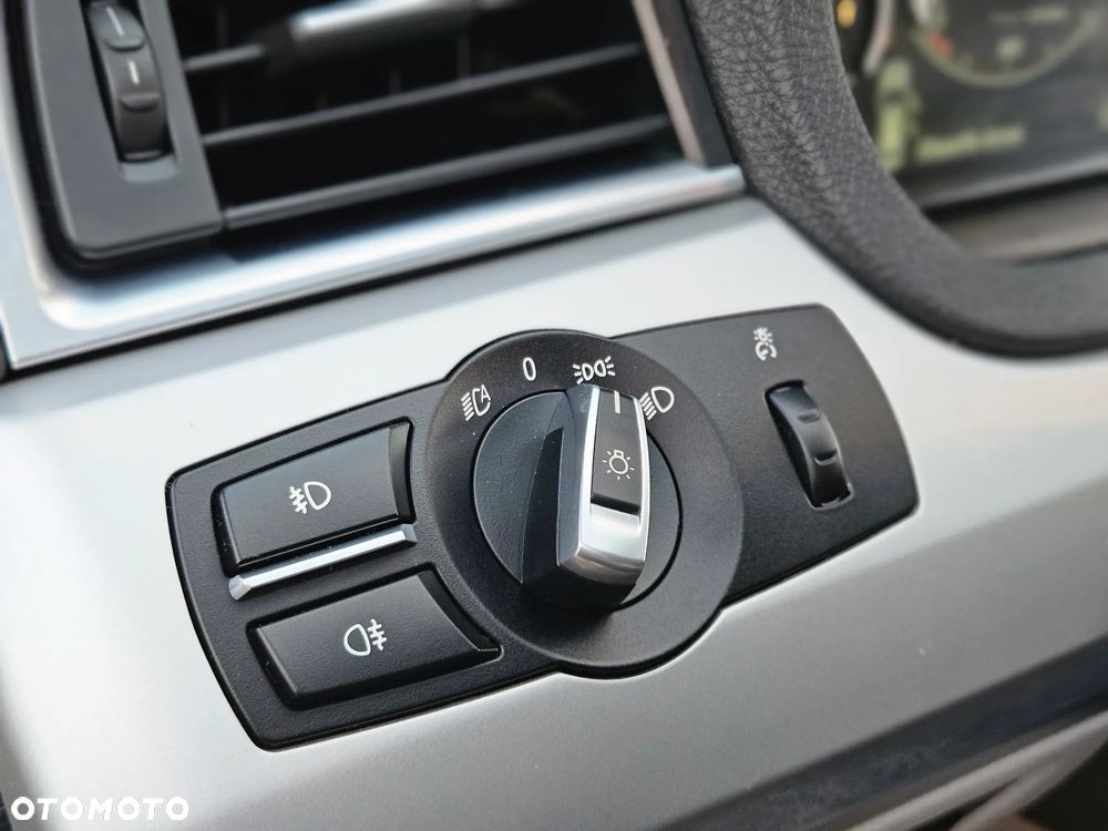 BMW 5GT 520d - 32