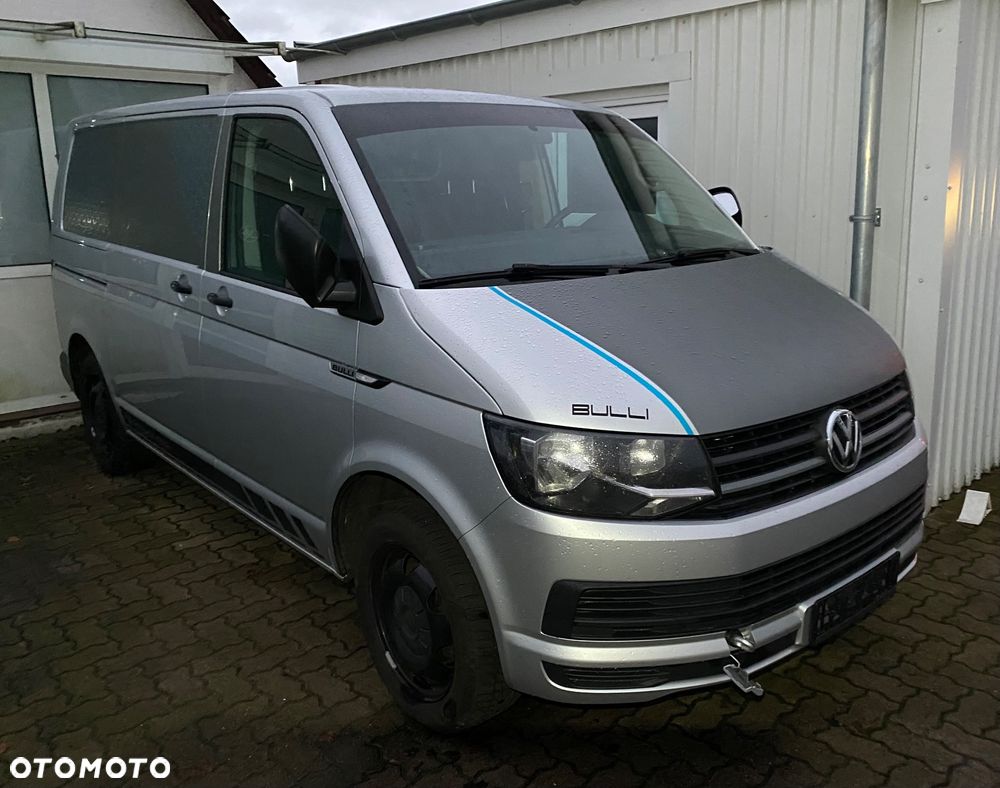 Volkswagen Transporter - 1