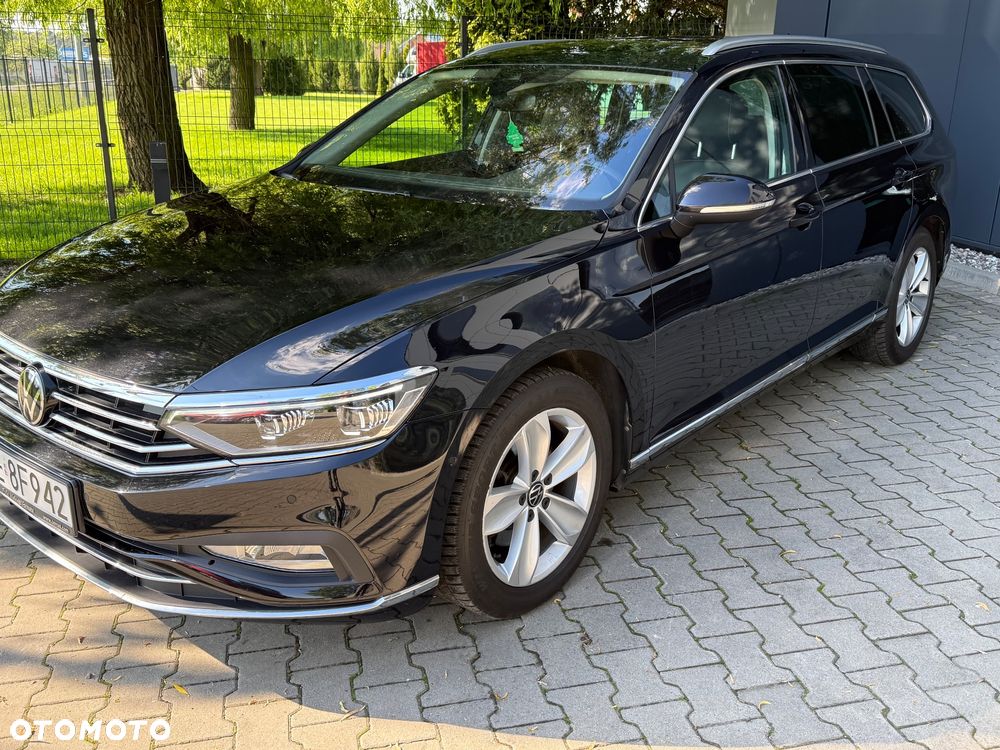 Volkswagen Passat Variant 2.0 TDI EVO Elegance DSG - 35