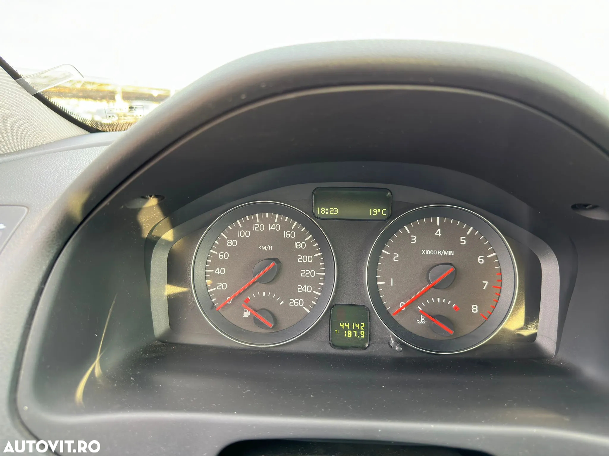 Volvo S40 2.0 - 21