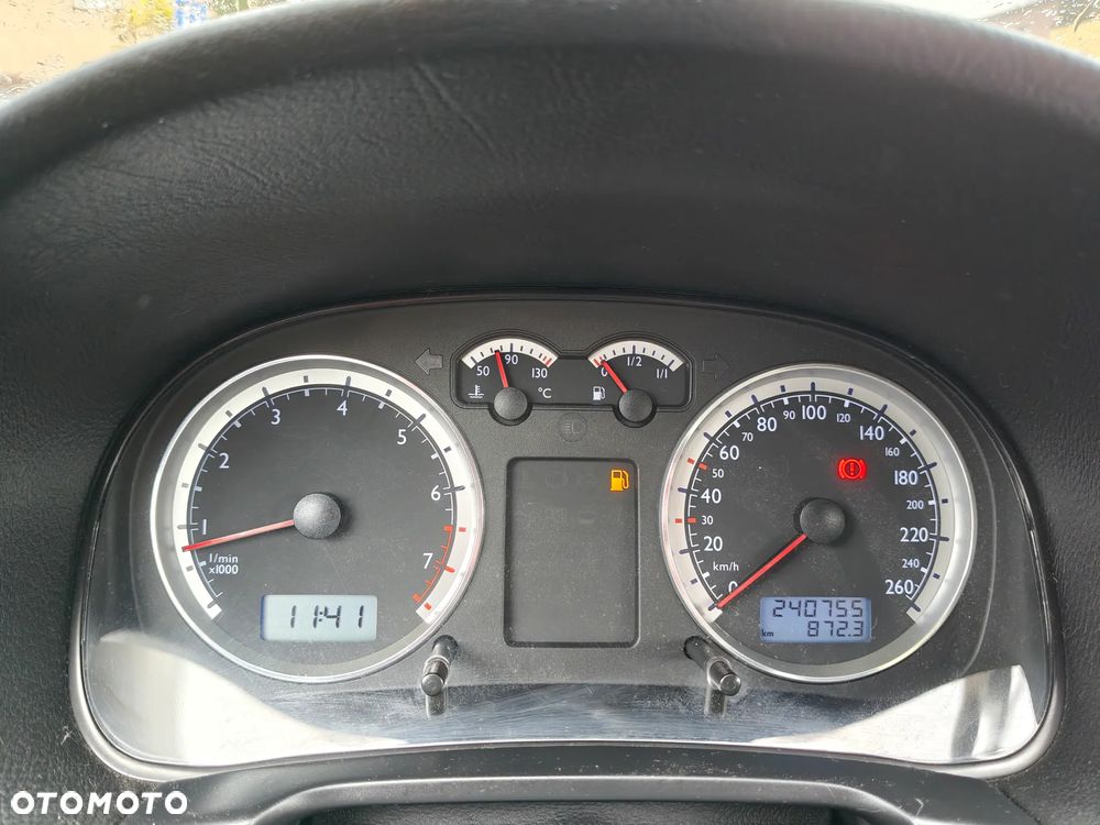 Volkswagen Golf IV 1.6 Comfortline - 23