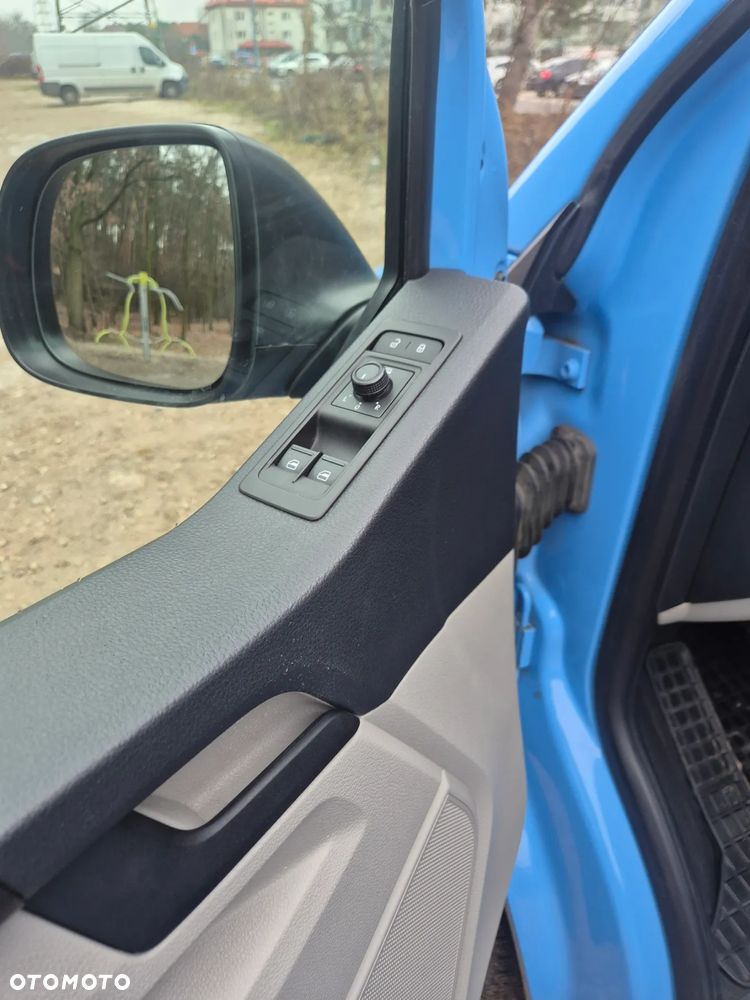 Volkswagen Transporter T6 - 14