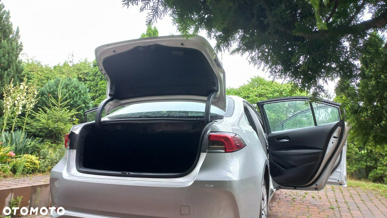 Toyota Corolla - 18