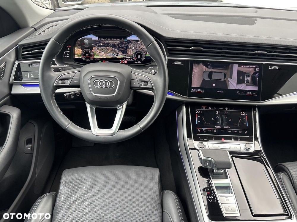 Audi Q8 - 10