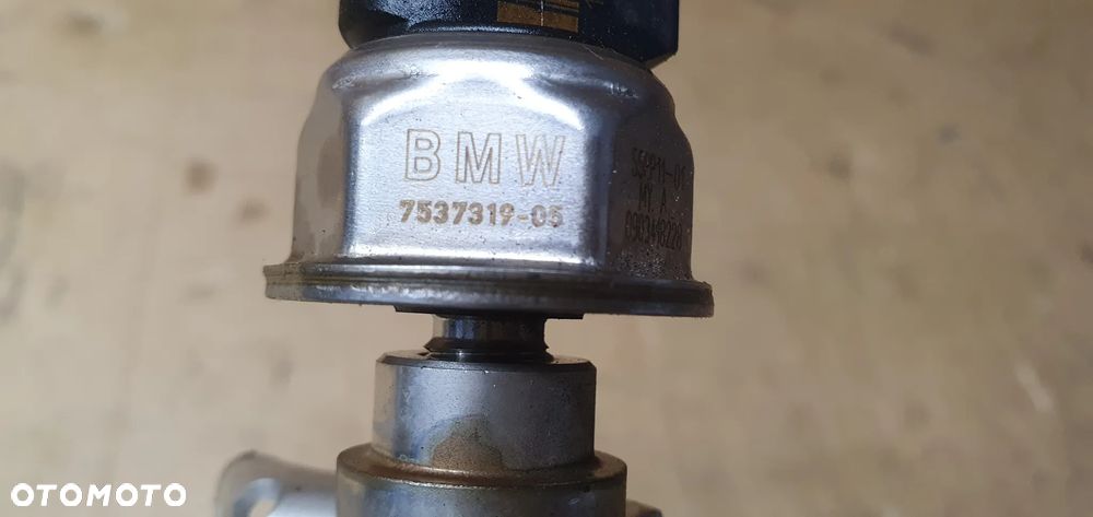 Pompa paliwa rurki BMW 1 E87 2.0i 7562473 - 8