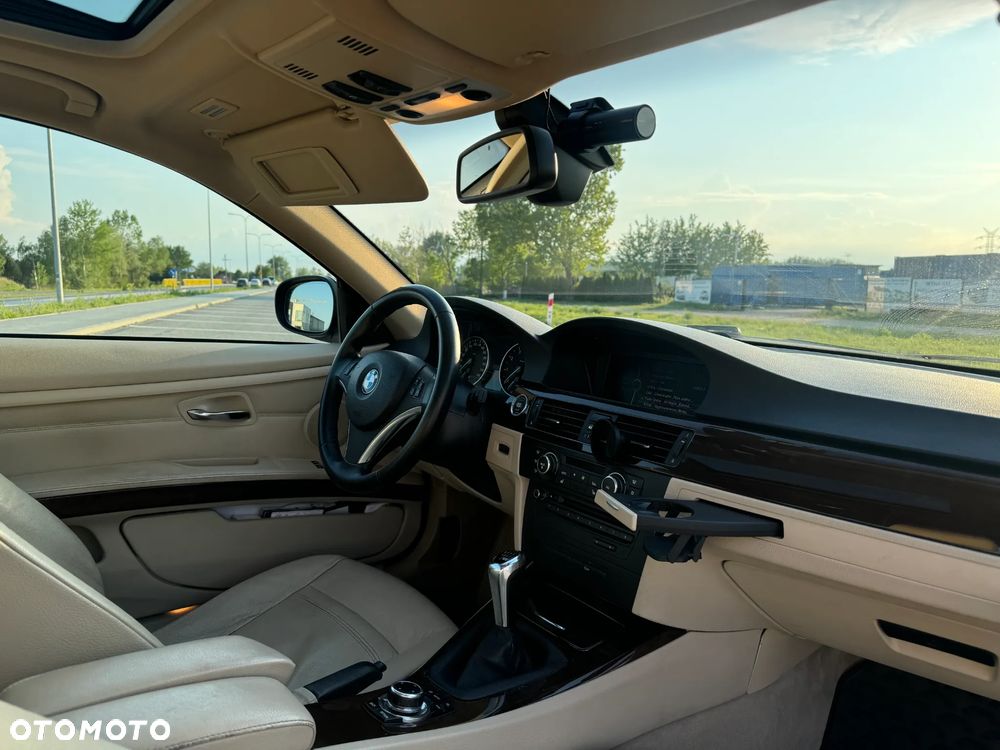 BMW Seria 3 - 24