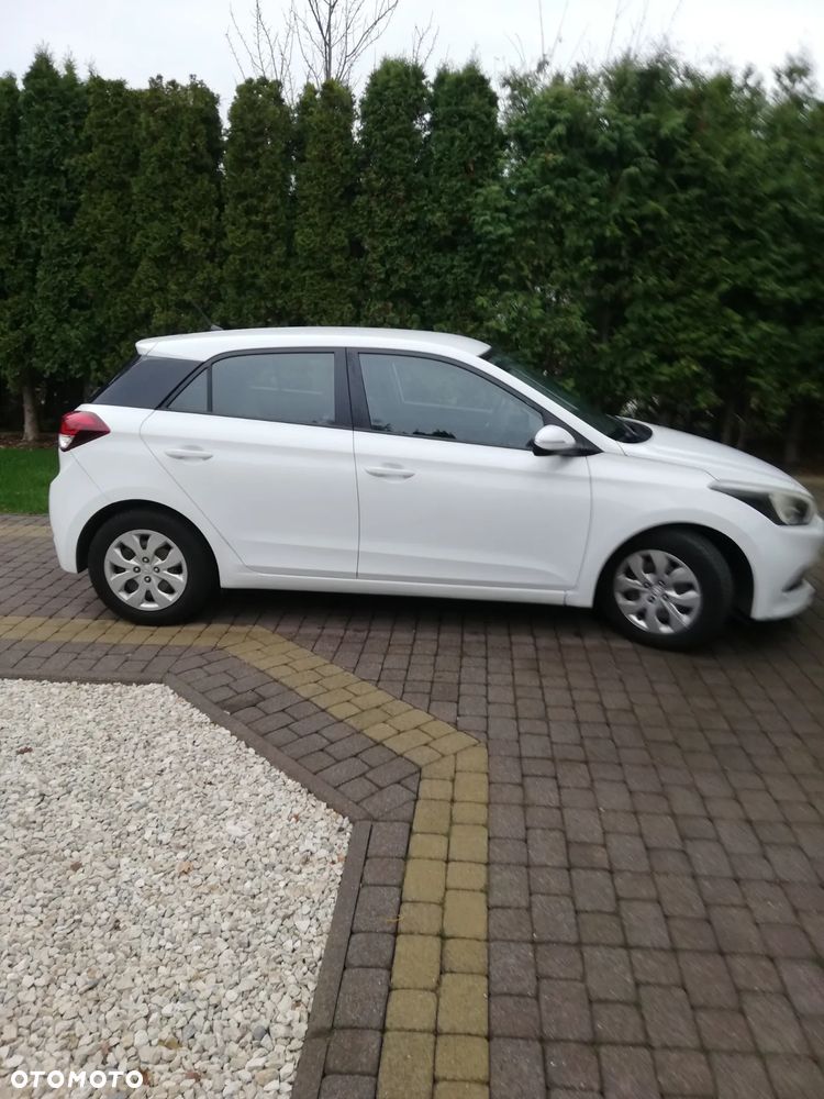Hyundai i20 - 3