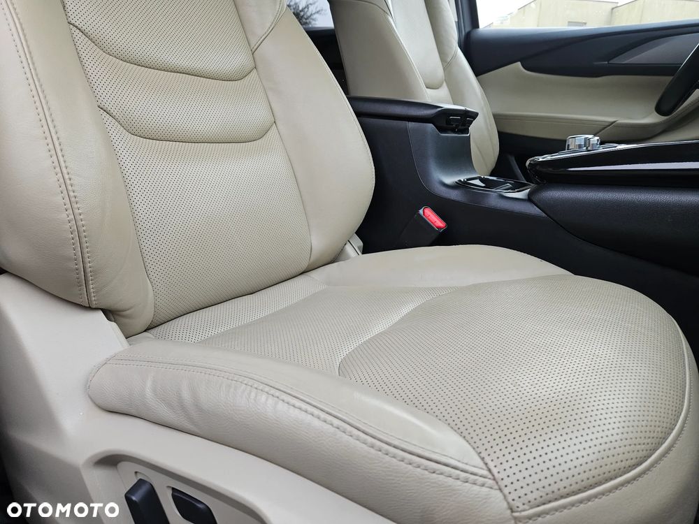 Mazda CX-9 - 12