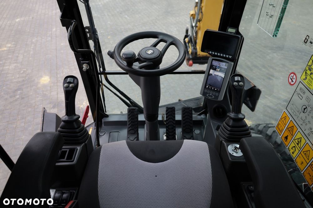 Caterpillar M318F - 26