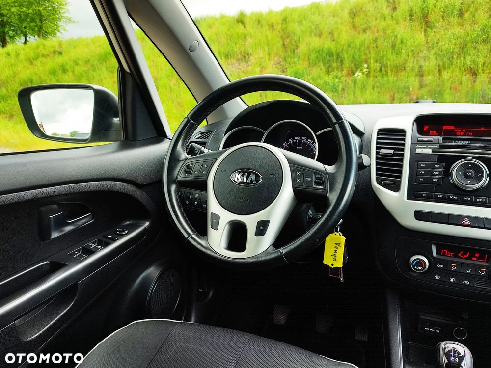 Kia Venga 1.4 CVVT ISG Vision - 30