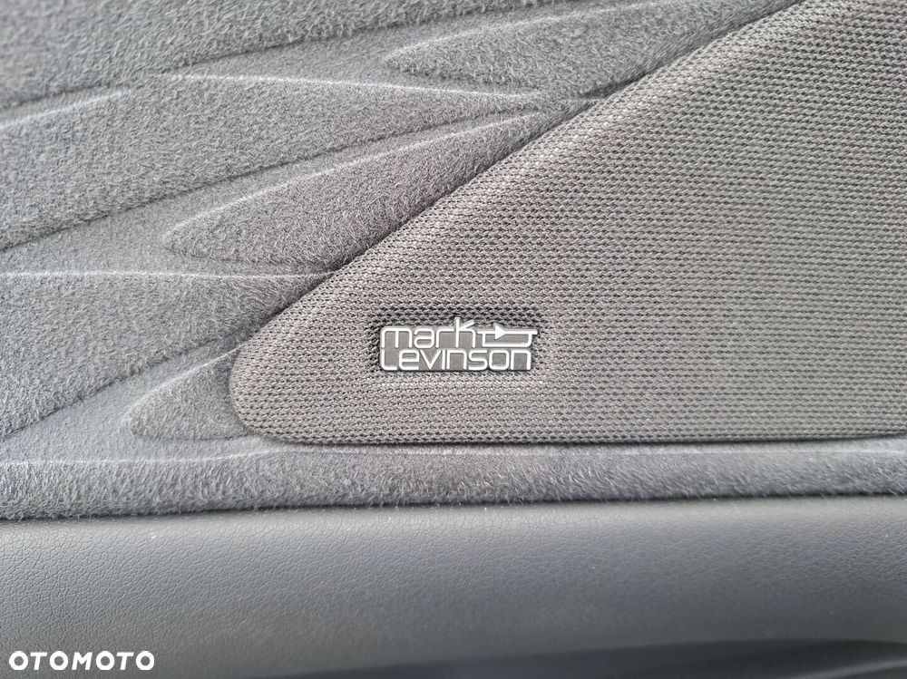 Lexus RX - 25