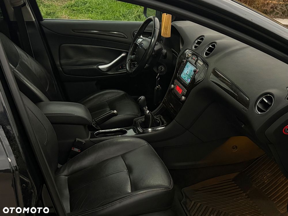 Ford Mondeo 1.8 TDCi Ghia X - 11