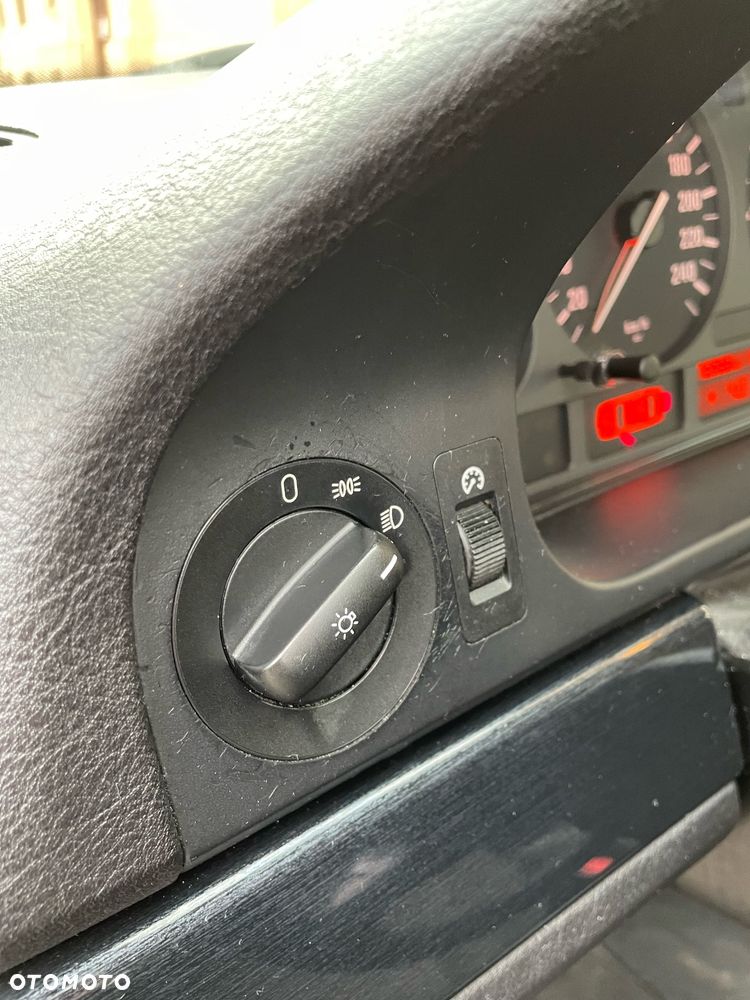 BMW Seria 5 - 27