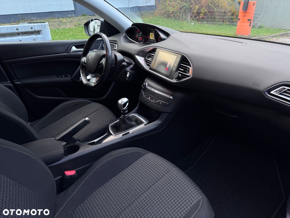 Peugeot 308 PureTech 110 Stop & Start Active - 8