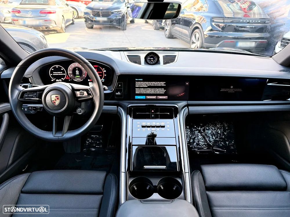 Porsche Panamera 4 E-Hybrid - 10