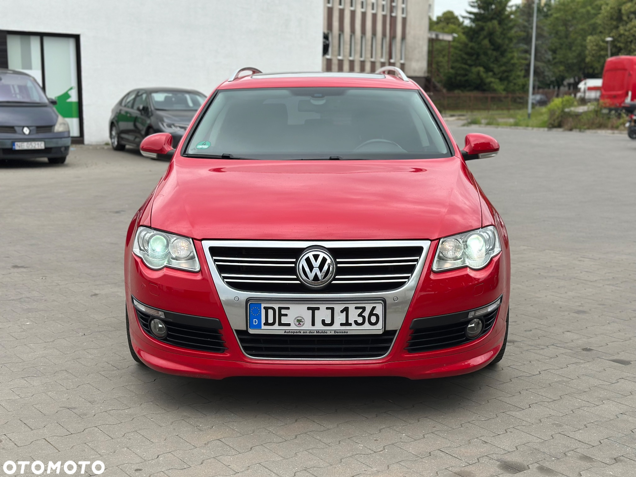 Volkswagen Passat Variant 2.0 TSI R-Line - 2