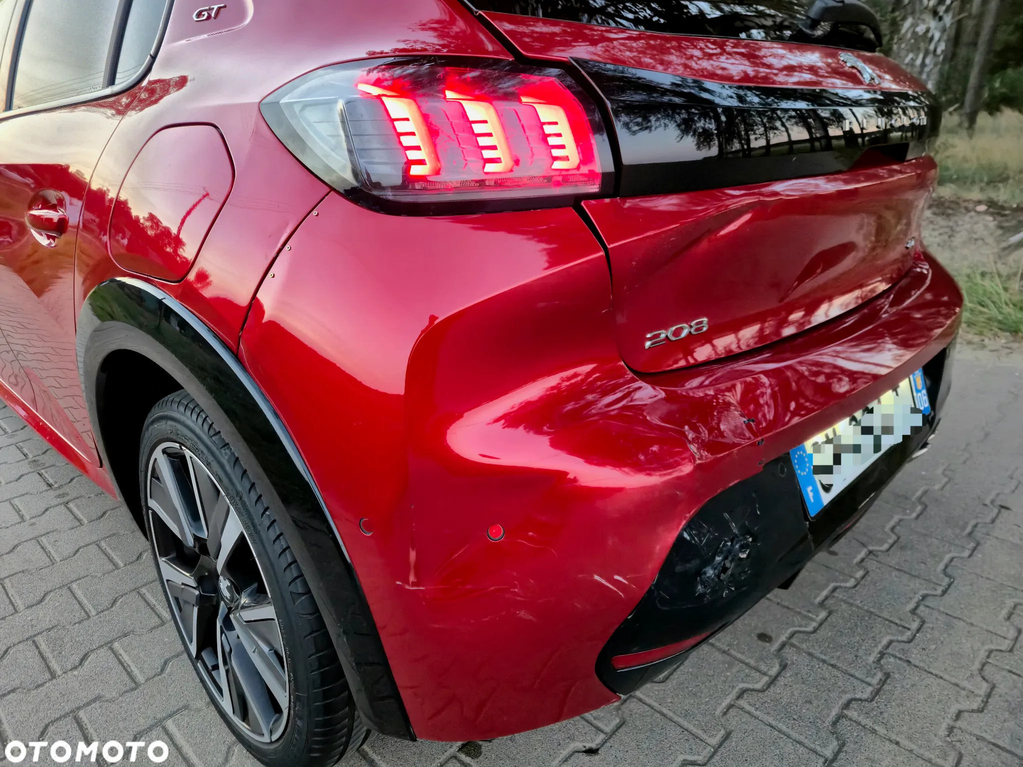 Peugeot 208 PureTech 130 EAT8 GT - 19