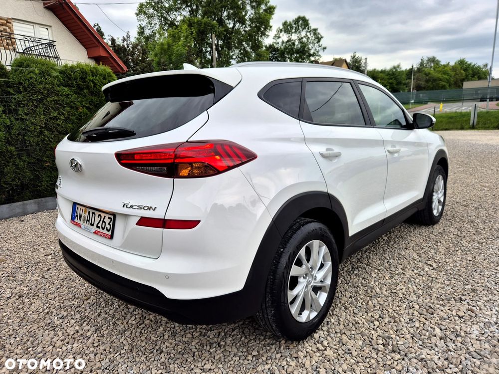 Hyundai Tucson 1.6 GDI BlueDrive Comfort 2WD - 19