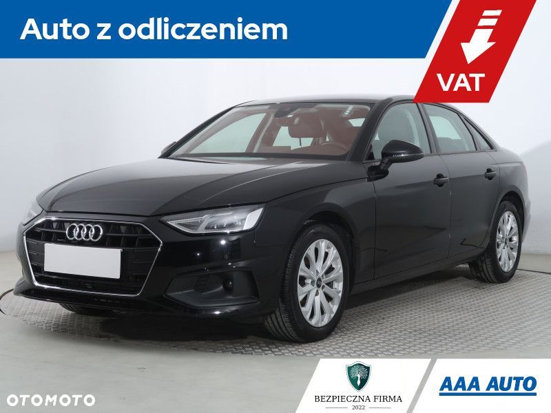 Audi A4 Limousine - 1