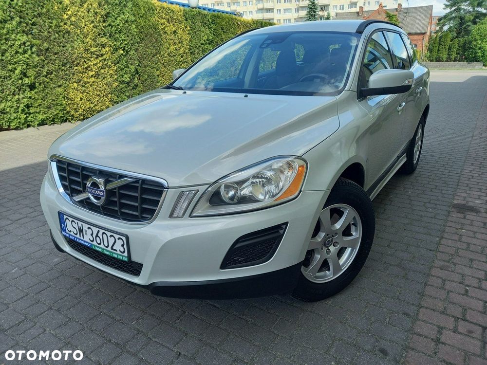 Volvo XC 60 DRIVe Momentum - 3