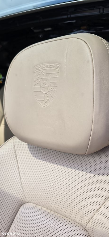 Porsche Cayenne Standard - 13