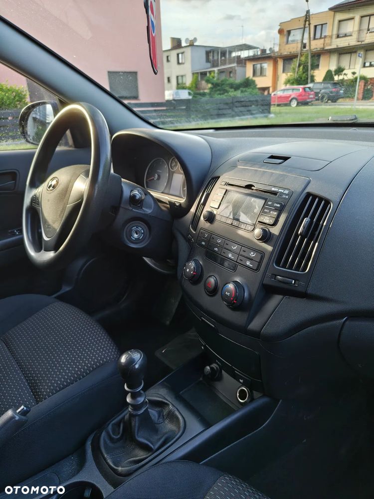 Hyundai i30 1.6 CRDi Classic - 4
