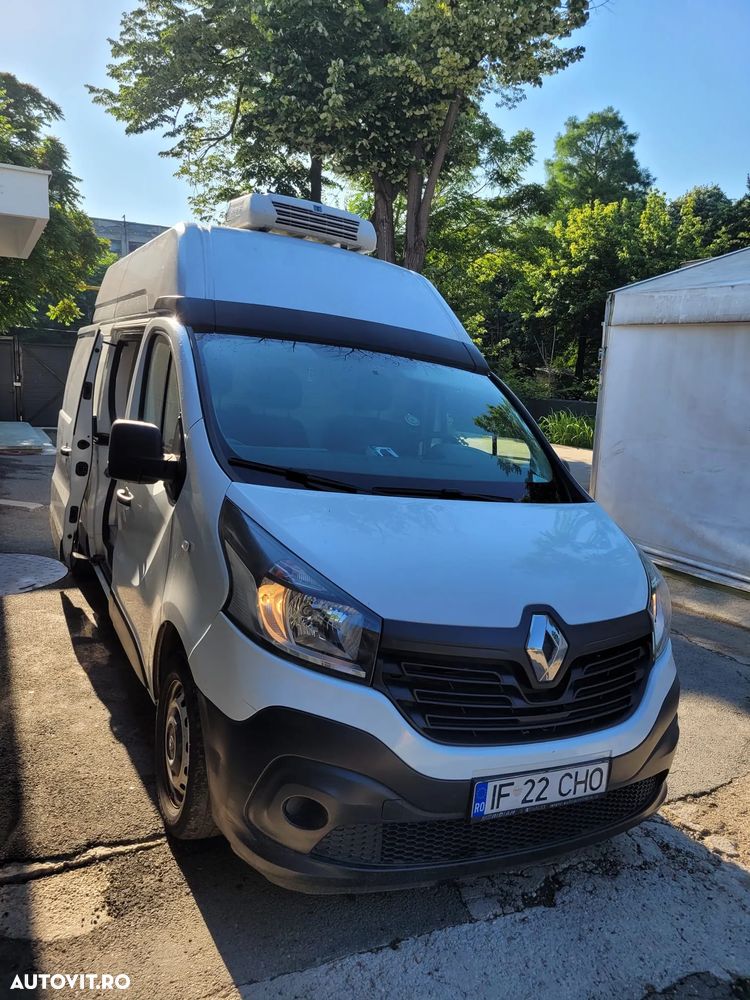 Renault Trafic - 1