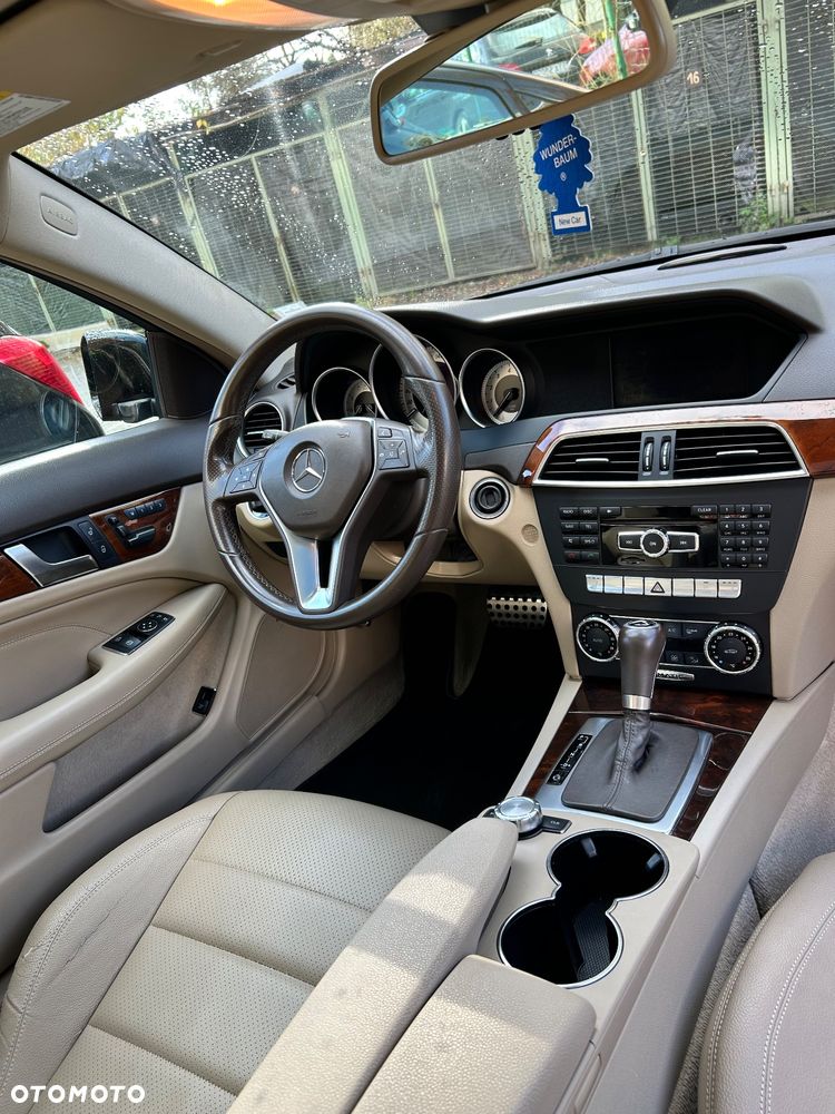 Mercedes-Benz Klasa C 350 Coupe (BlueEFFICIENCY) 7G-TRONIC - 14