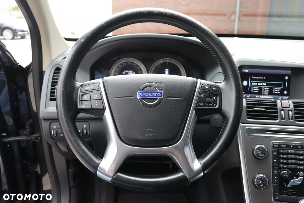 Volvo XC 60 D3 Momentum - 21