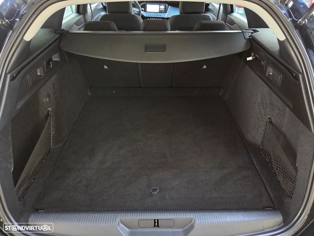 Peugeot 308 SW 1.6 Hybrid Active Pack e-EAT8 - 29