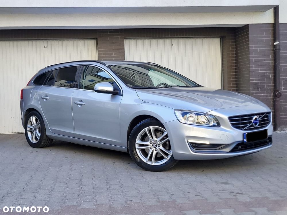 Volvo V60 D4 Geartronic Momentum - 5