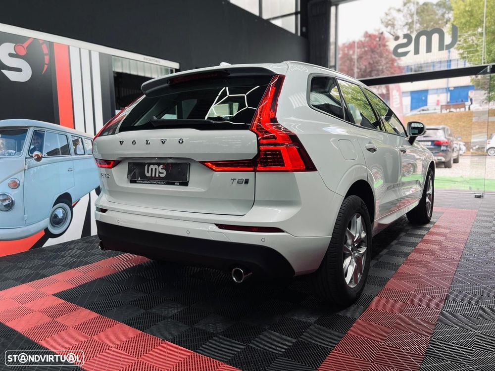 Volvo XC 60 2.0 T8 PHEV Momentum Plus AWD - 13