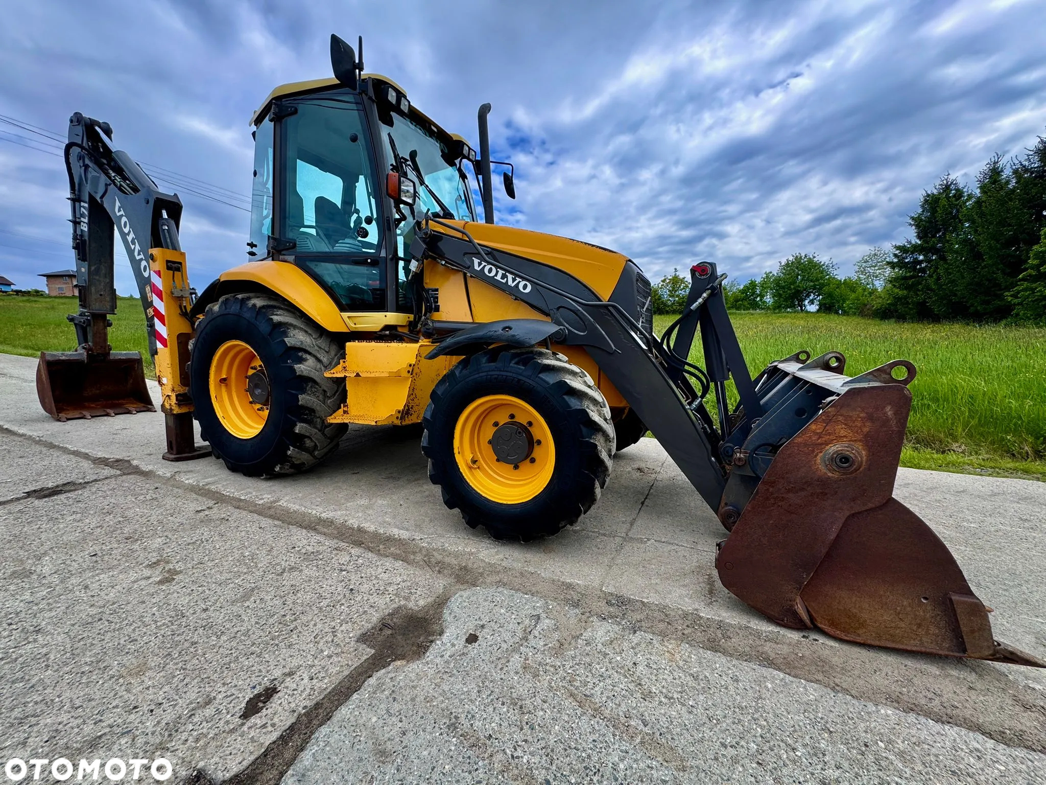 Volvo BL71* KOPARKO ŁADOWARKA VOLVO BL71** FINANSOWANIE* ZAMIANA* SKUP* KOPARKO ŁADOWARKA JCB 3CX /// JCB 4CX/// CASE 580SR/// CASE 695 /// CAT 428E// - 5