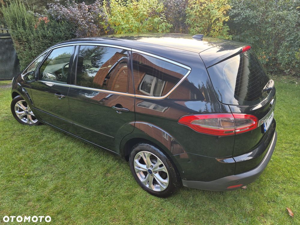 Ford S-Max 2013 photo 2