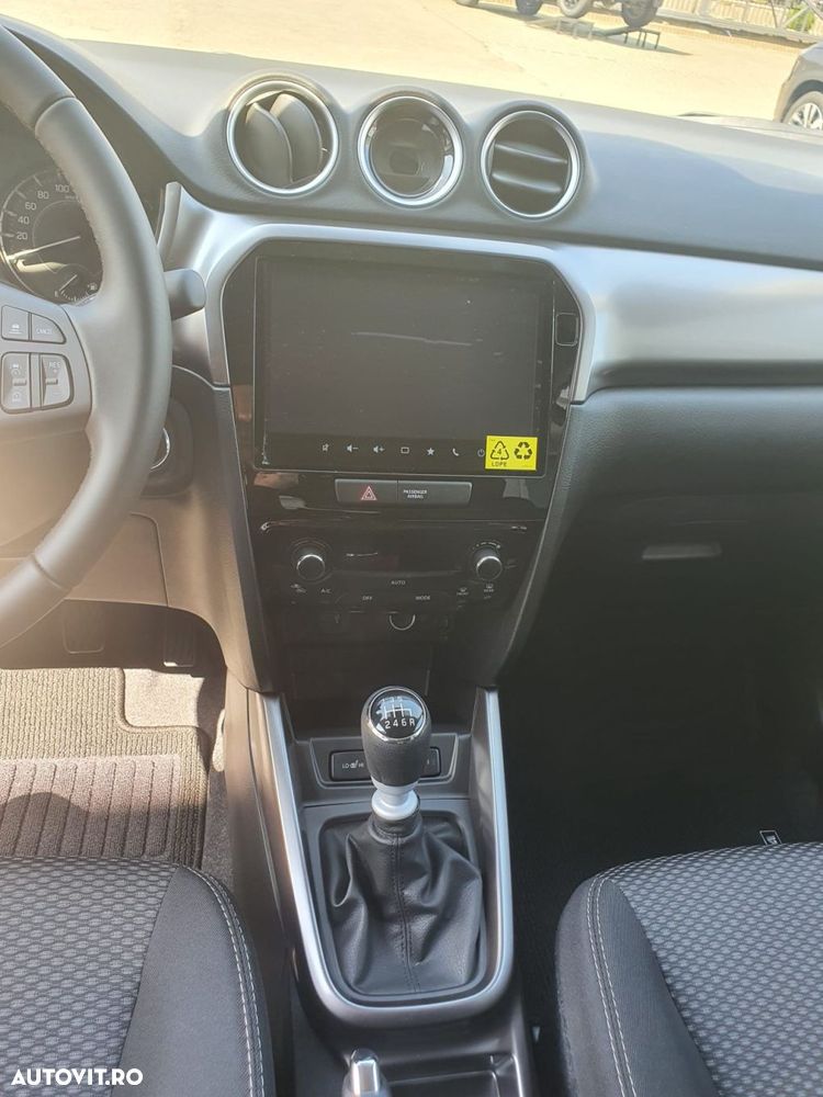 Suzuki Vitara - 6