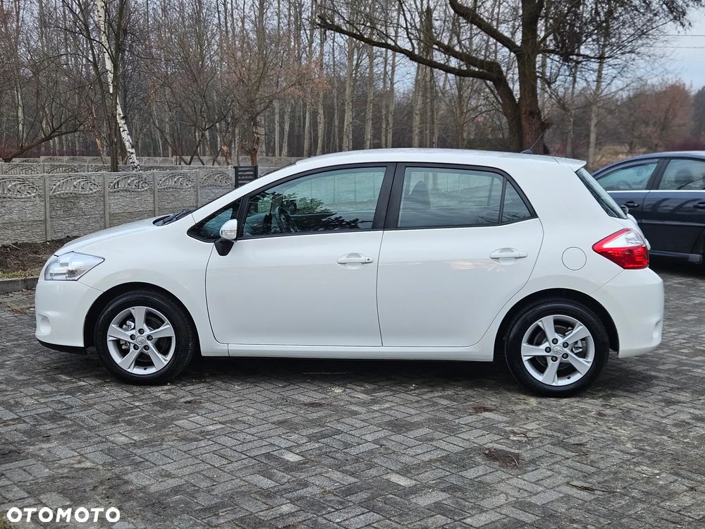 Toyota Auris 1.33 Dual-VVT-i START Edition - 10