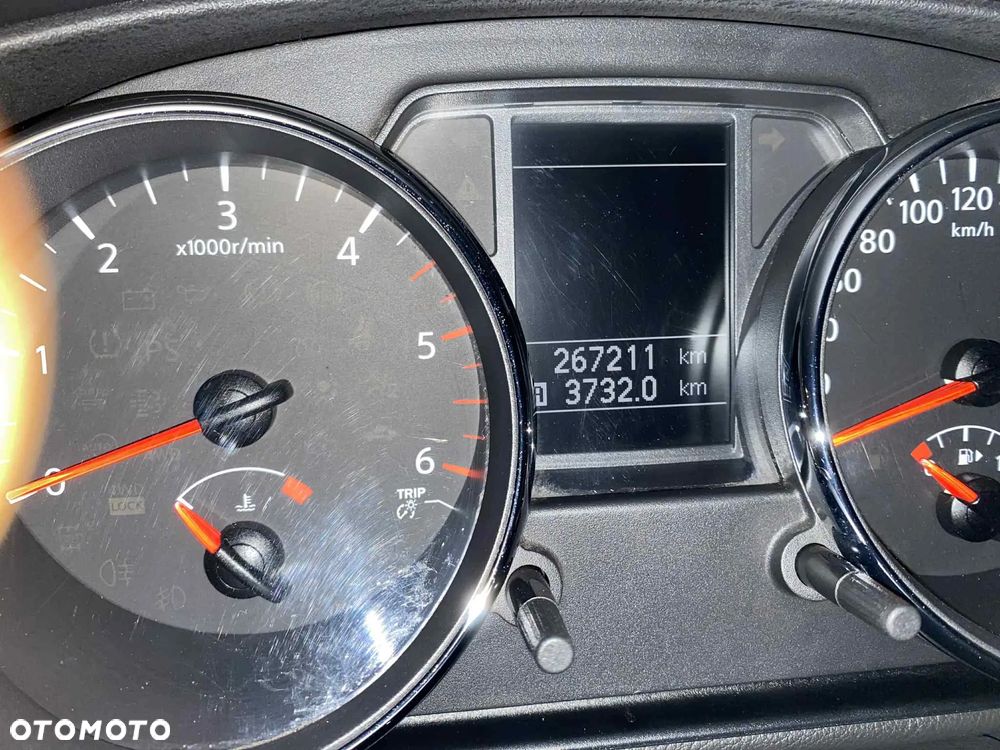 Nissan Qashqai 1.5 dCi 360 - 13