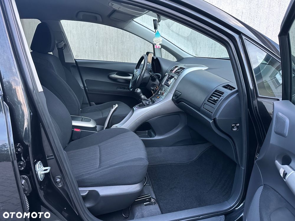Toyota Auris 1.4 VVT-i Luna - 22