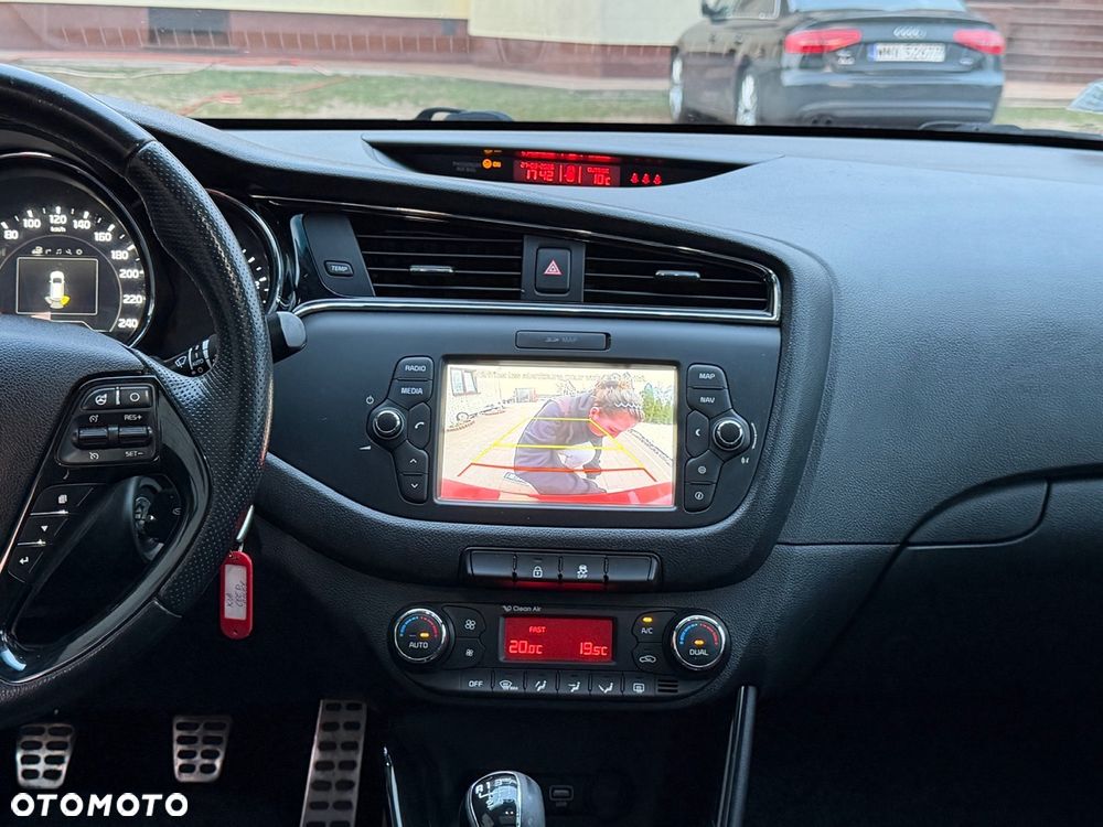 Kia Ceed 1.0 T-GDI ISG GT Line - 25