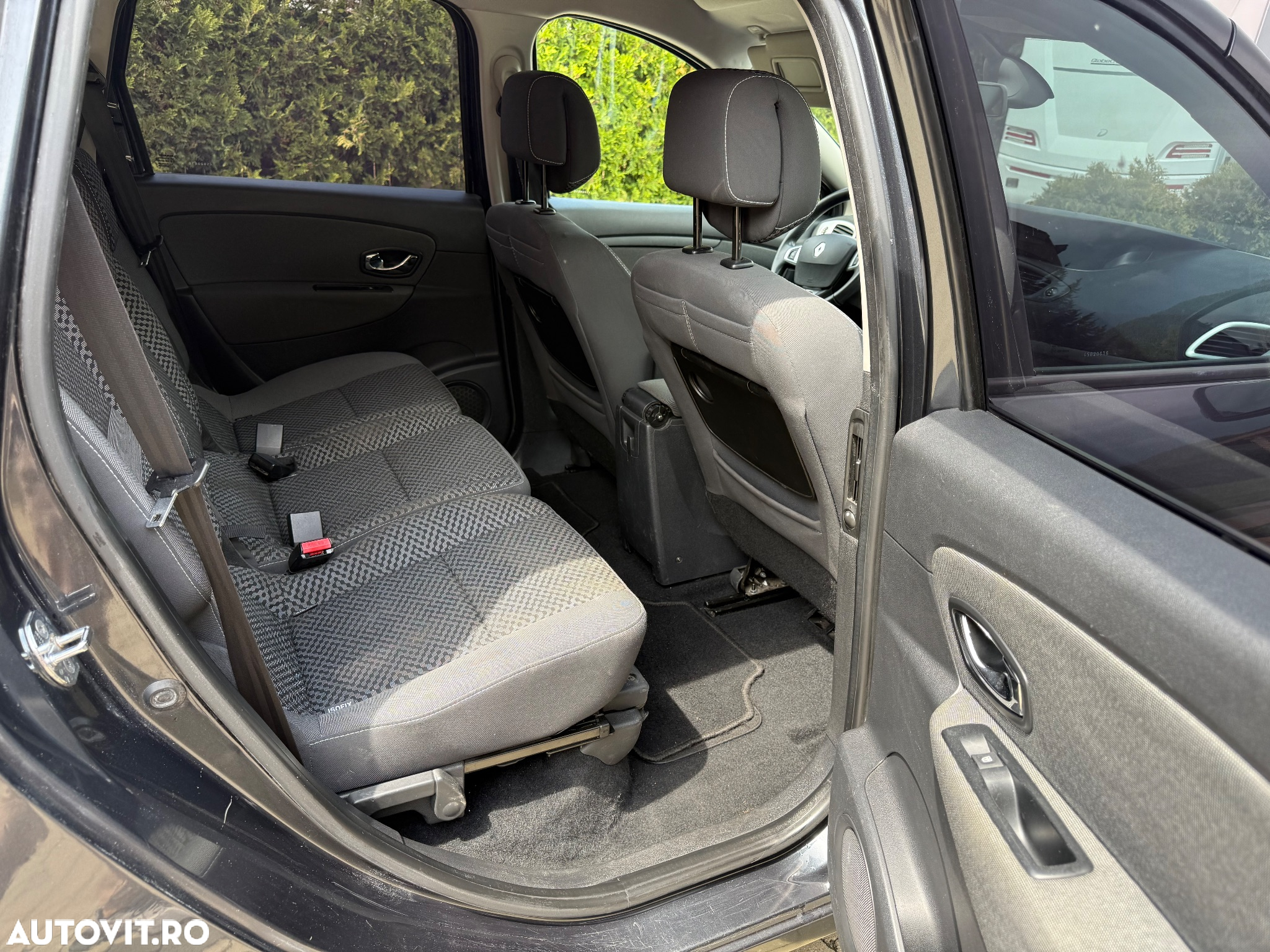 Renault Grand Scenic dCi 110 EDC Bose Edition - 23
