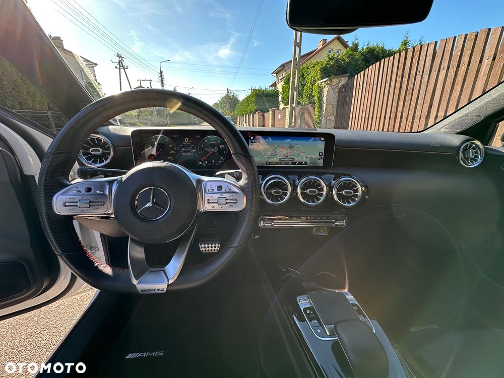 Mercedes-Benz Klasa A 180 AMG Line 7G-DCT - 16