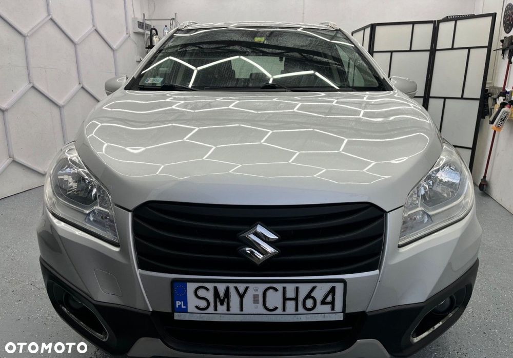 Suzuki SX4 S-Cross 1.6 Premium 4WD - 4