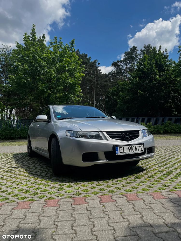 Honda Accord - 2