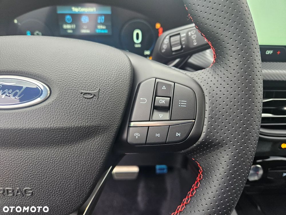 Ford Kuga - 29