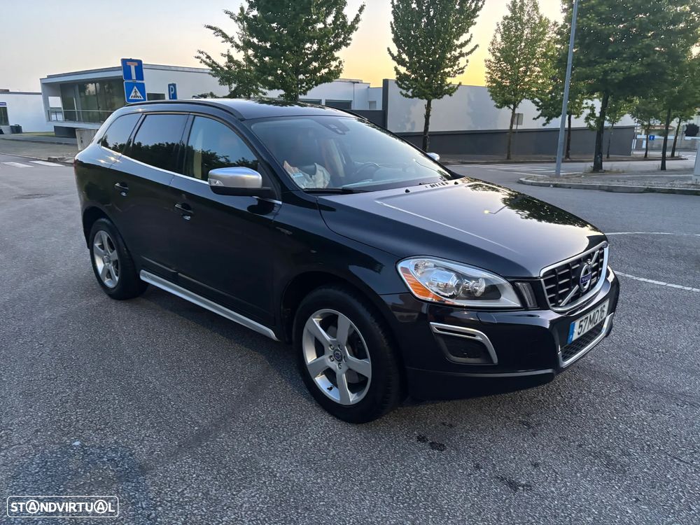 Volvo XC 60 2.0 D4 R-Design Start/Stop - 3