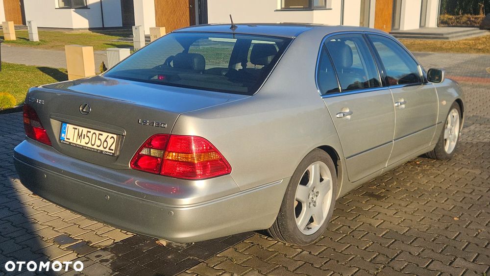 Lexus LS Standard - 19