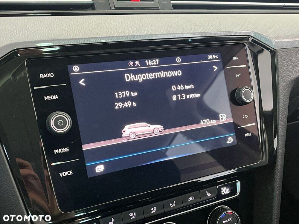 Volkswagen Passat Variant 2.0 TSI Business DSG - 31