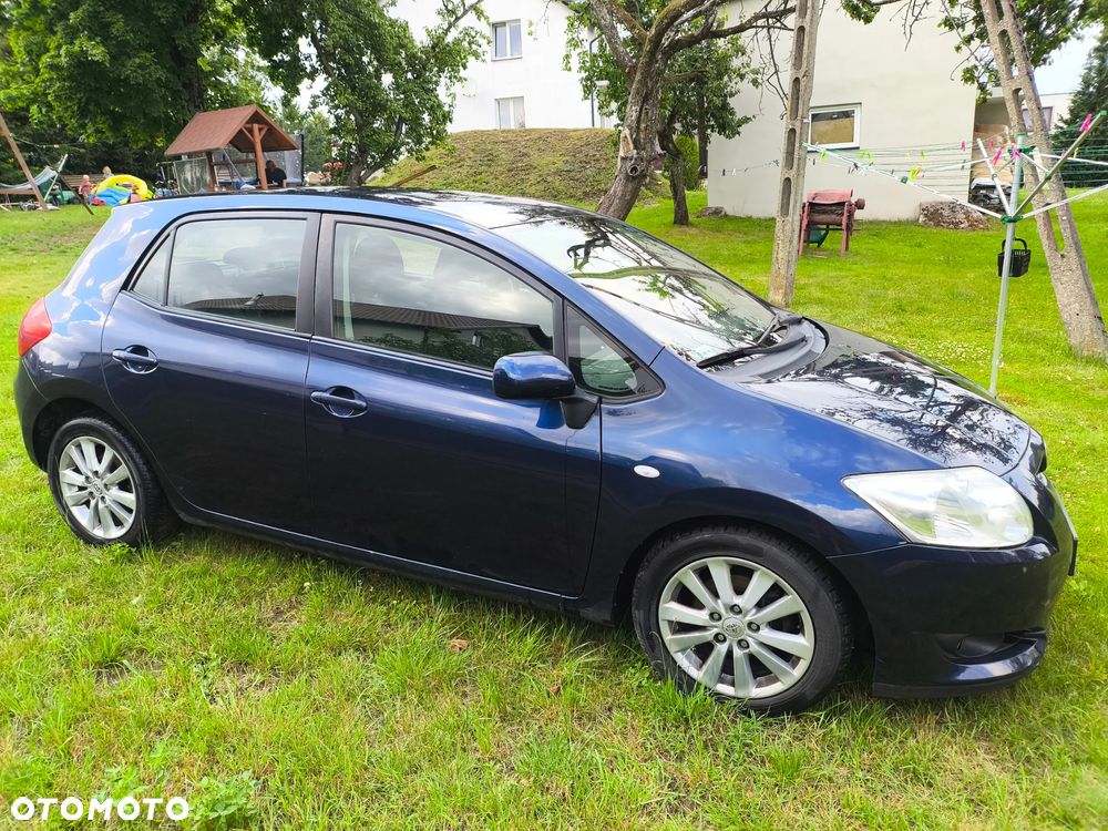 Toyota Auris 2.0 D-4D Premium - 3