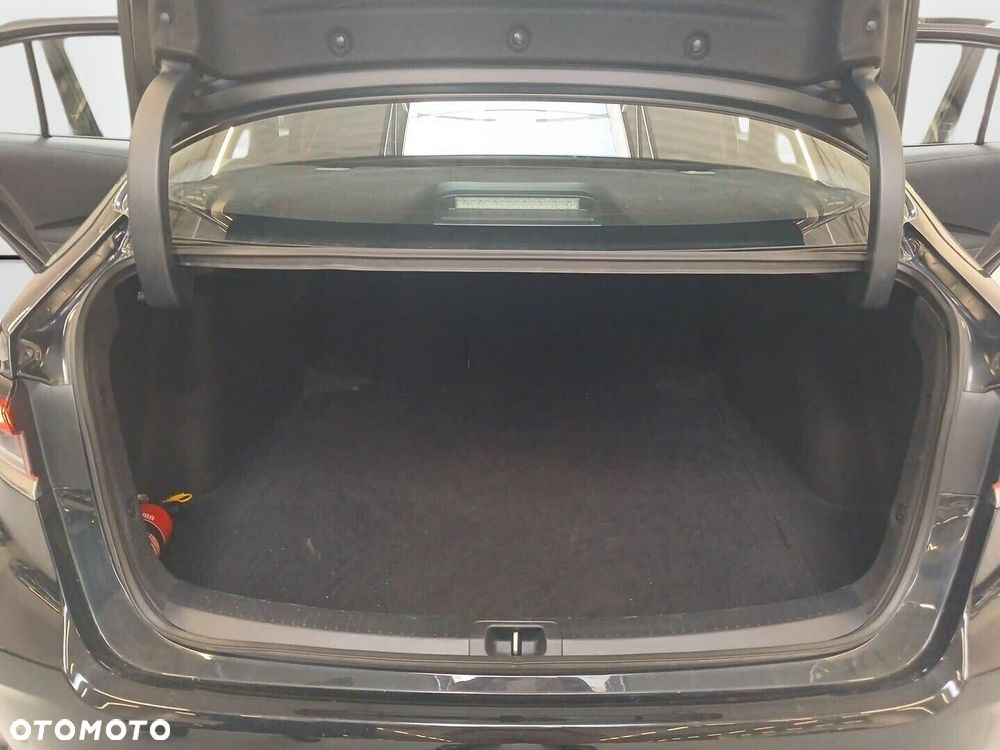 Toyota Corolla 1.5 Comfort - 27